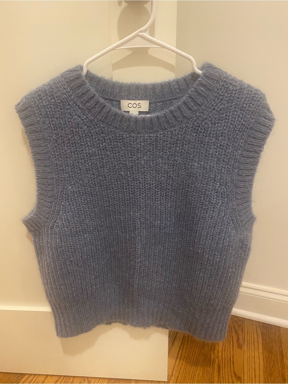COS Light Blue Sleeveless Sweater Vest Size Medium